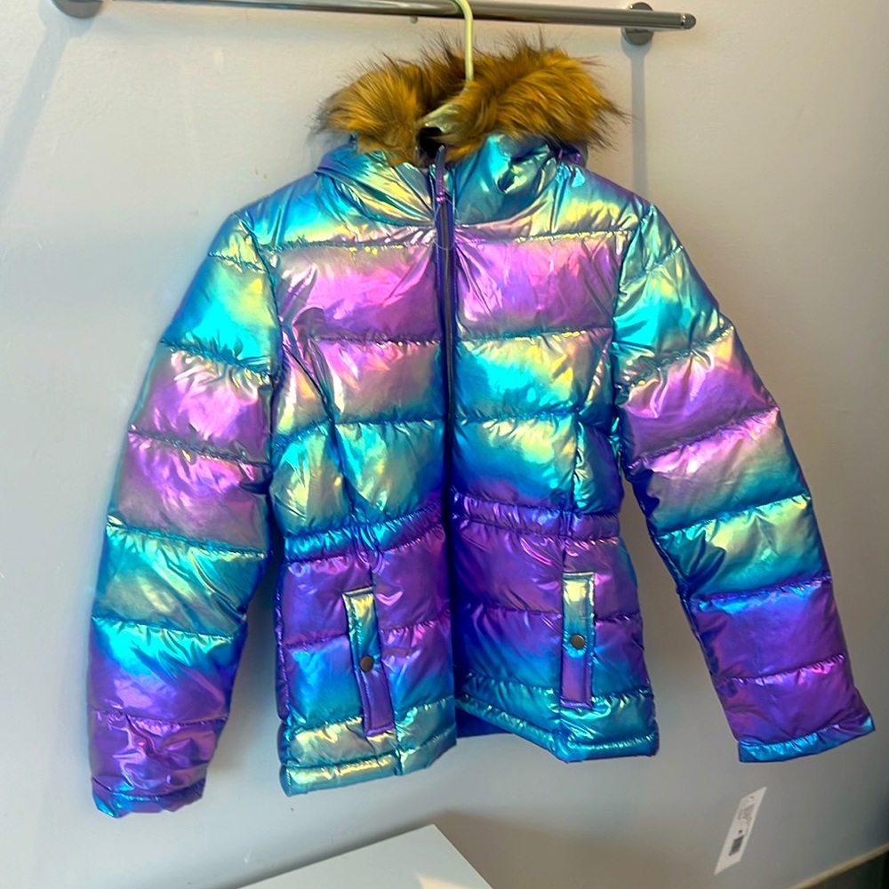 A kids puffer coat (never used or worn)
